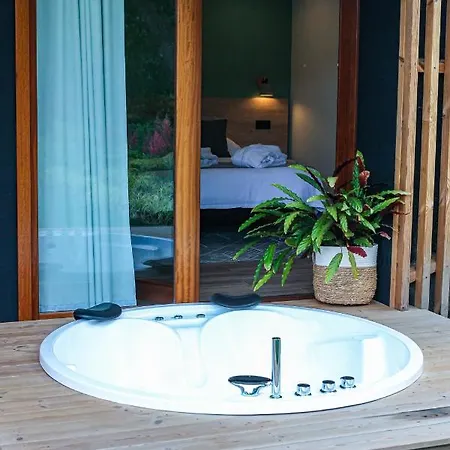 Szálloda La Rectoral Covelo (Pontevedra)